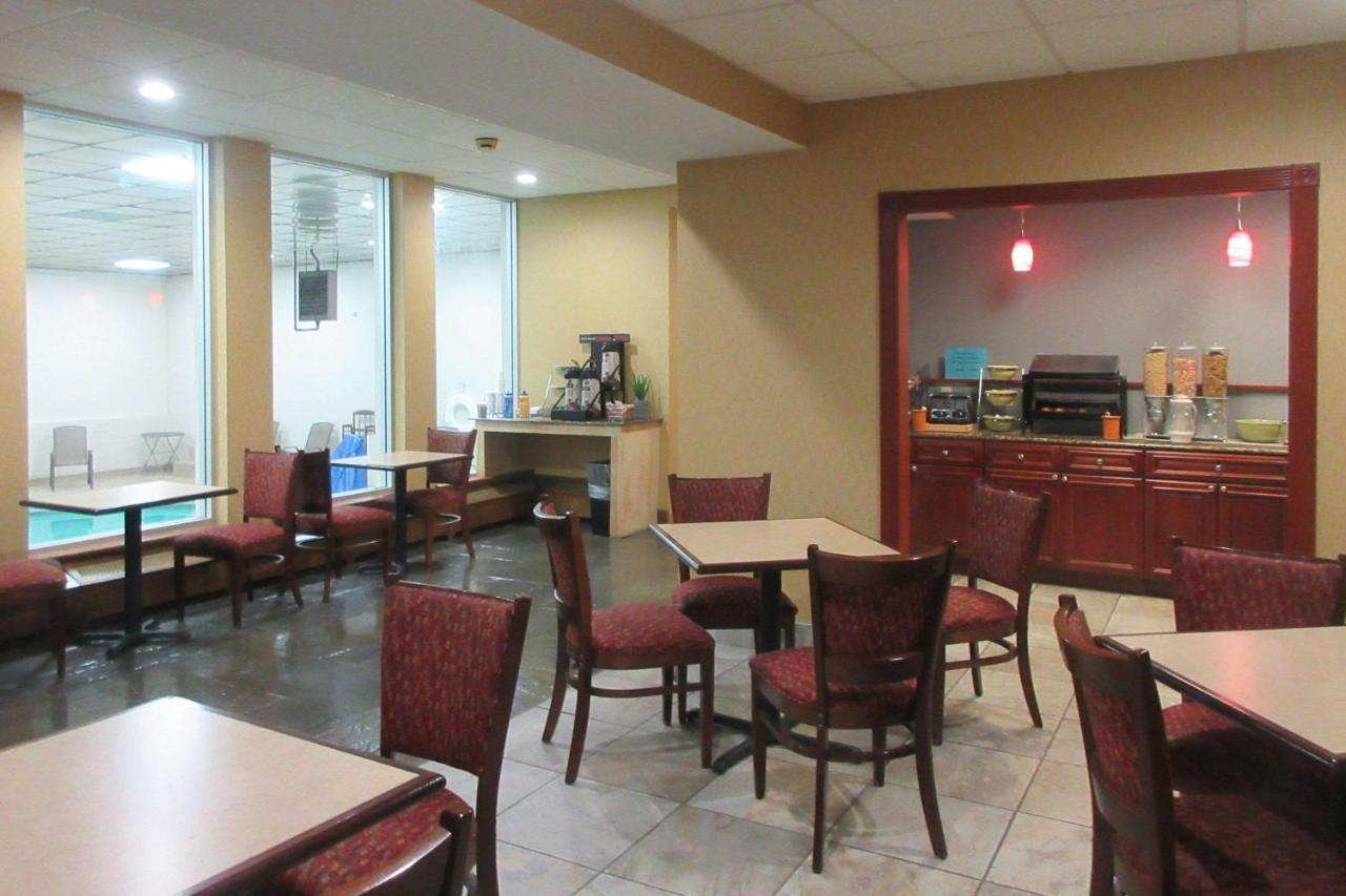 Quality Inn & Suites Owego Exterior foto